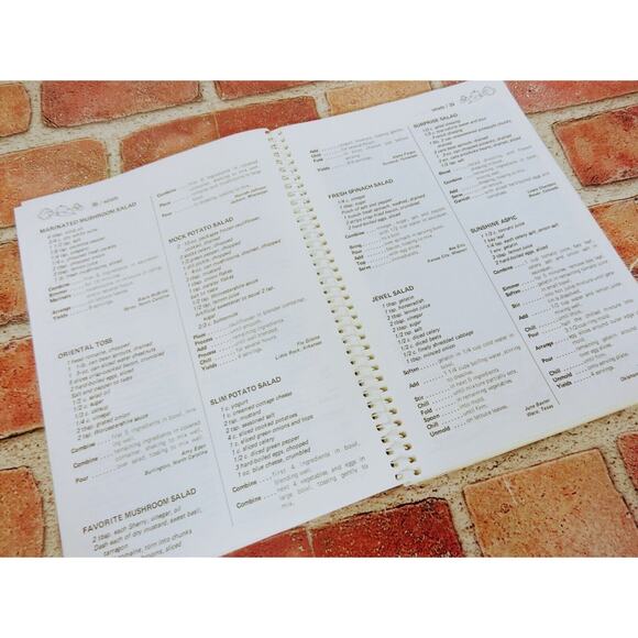 COOK LITE EAT RIGHT Vtg 80s Cookbook Favorite Recipes of Home Economic Teachers - Picture 3 of 11